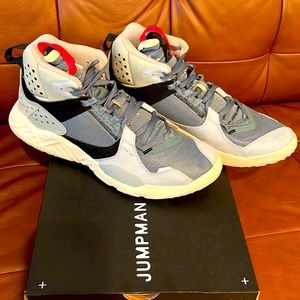 Nike Jordan Delta Mid Basketball Shoes